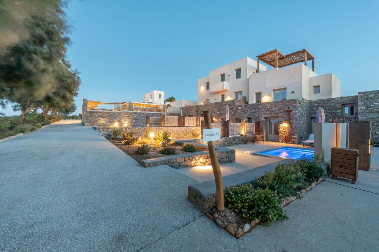 Paros Comfy Suites Nausa Exteriér fotografie
