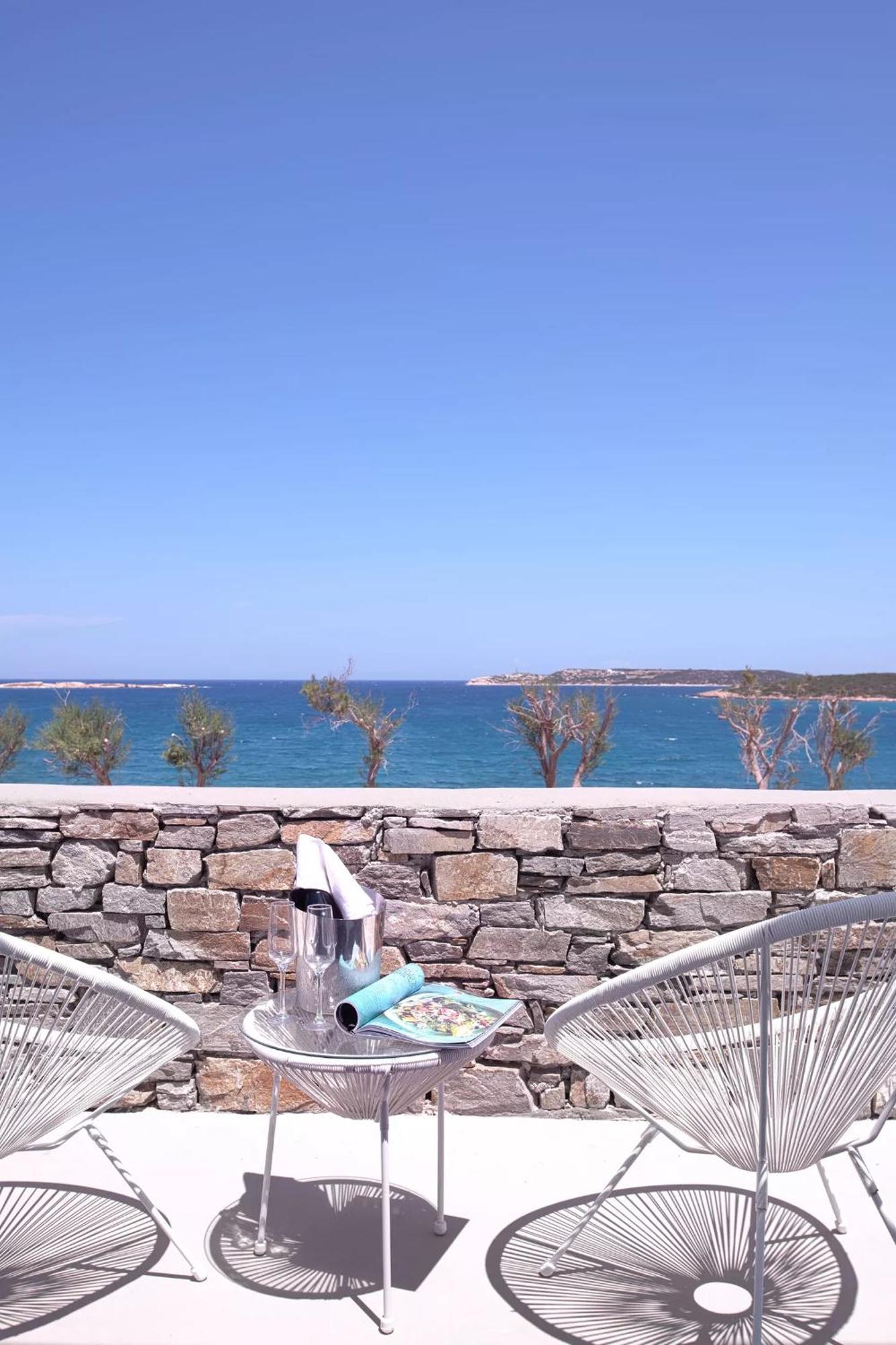 Paros Comfy Suites Nausa Exteriér fotografie
