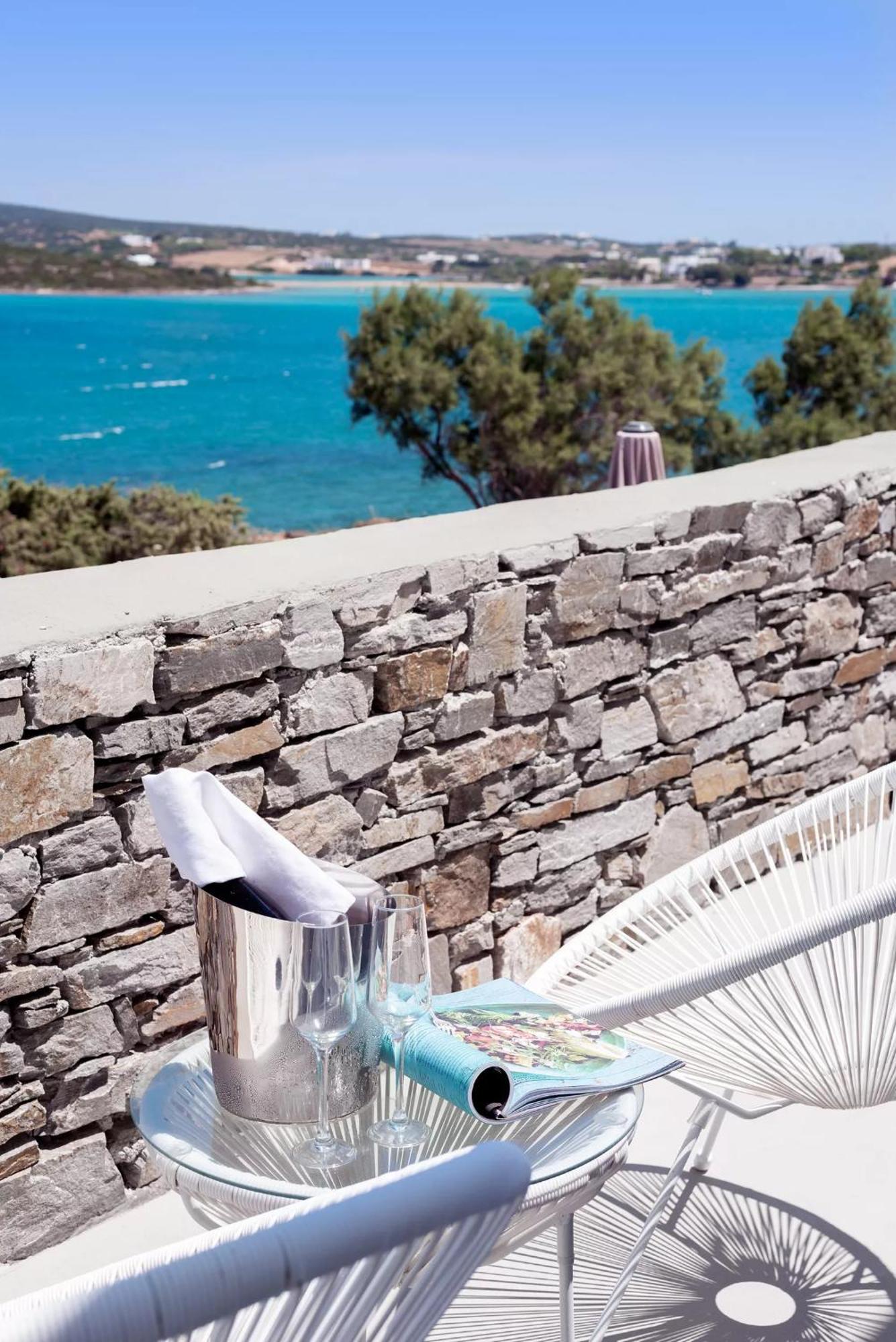 Paros Comfy Suites Nausa Exteriér fotografie