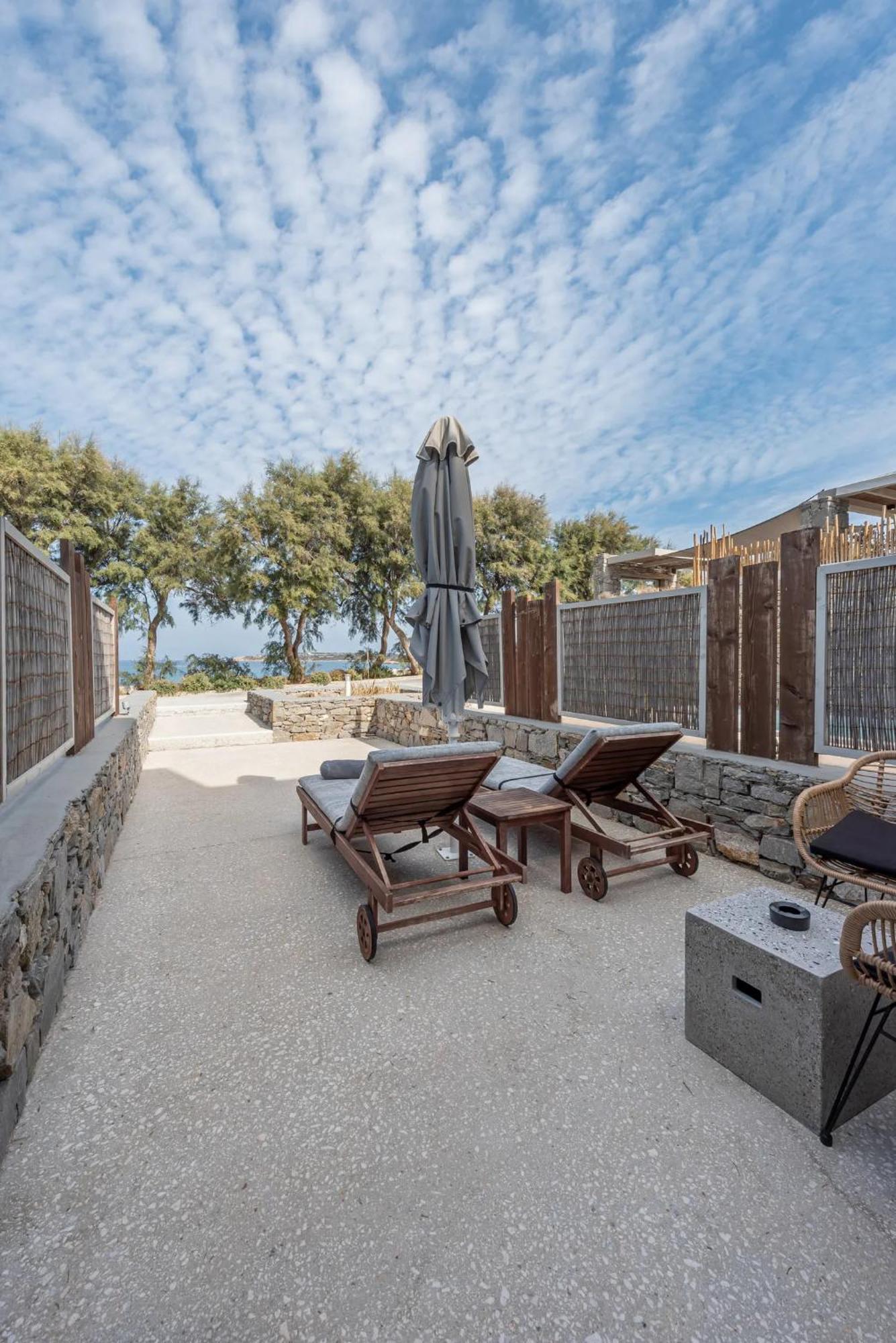 Paros Comfy Suites Nausa Exteriér fotografie