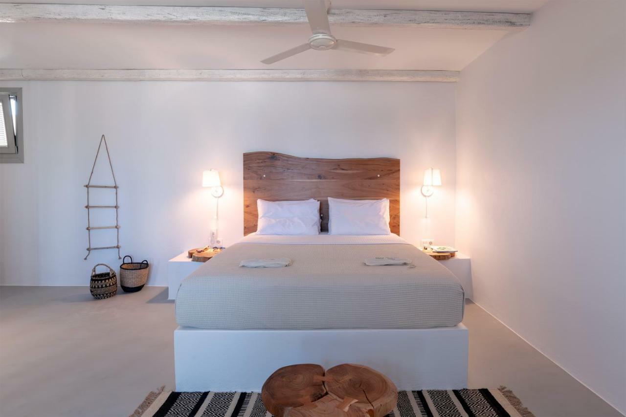 Paros Comfy Suites Nausa Exteriér fotografie
